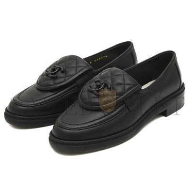 CHANEL QUILTED LEATHER CC TURNLOCK LOAFERS 
